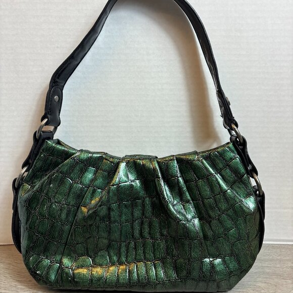 Vera Wang Handbags - Simply Vera Vera Wang Purse Handbag Green Croc Print Faux Leather Pockets